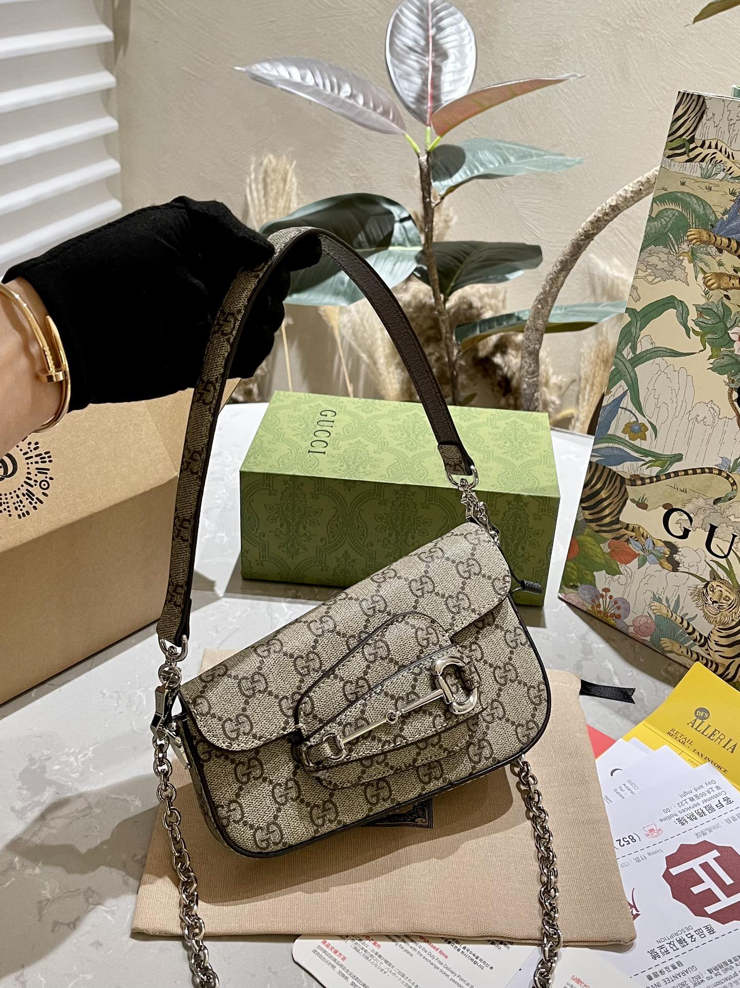 Bolso mini de hombro Horsebit 1955 ébano
