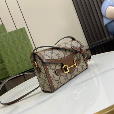 Bolso Horsebit 1955 Beige y Ébano