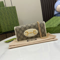 Cartera Beige Horsebit 1955 con cadena