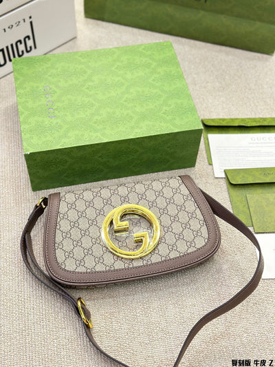 Bolso de hombro GG Blondie pequeño Marrón