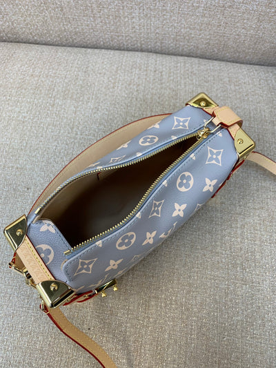 Bolso Side Trunk MM Toiles Monograma