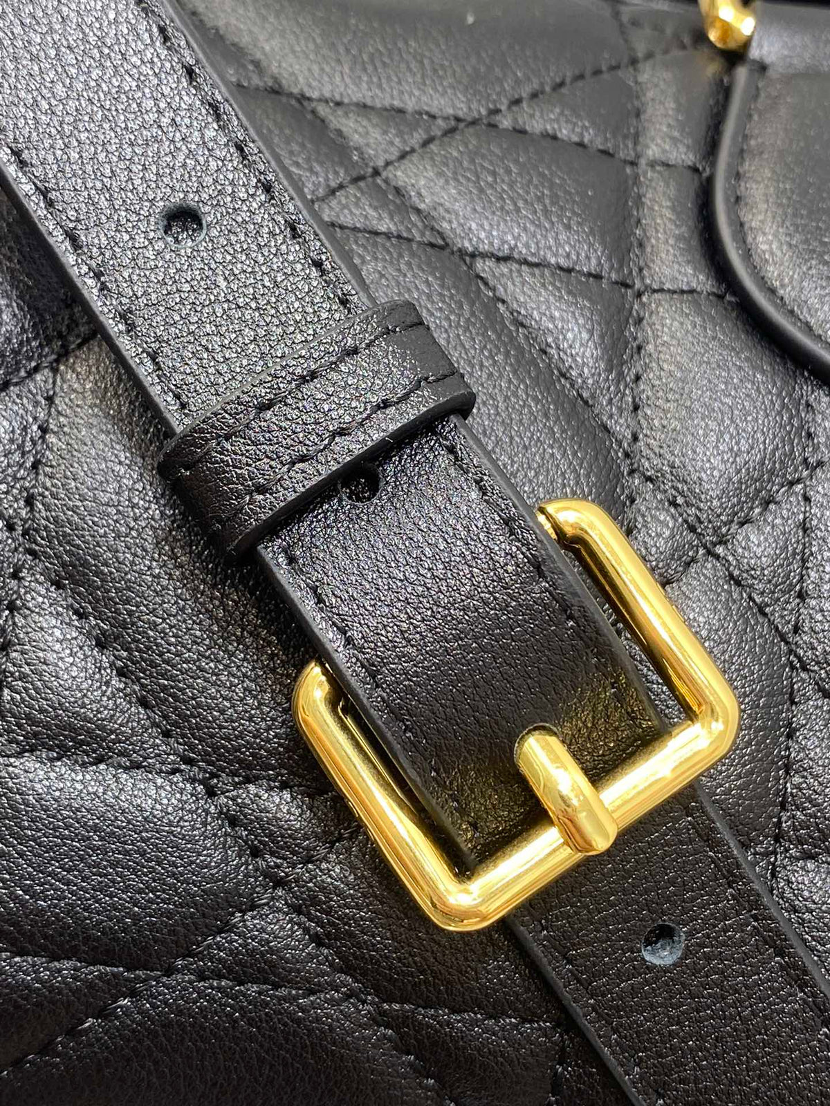 Bolso Groove Negro 20 cm