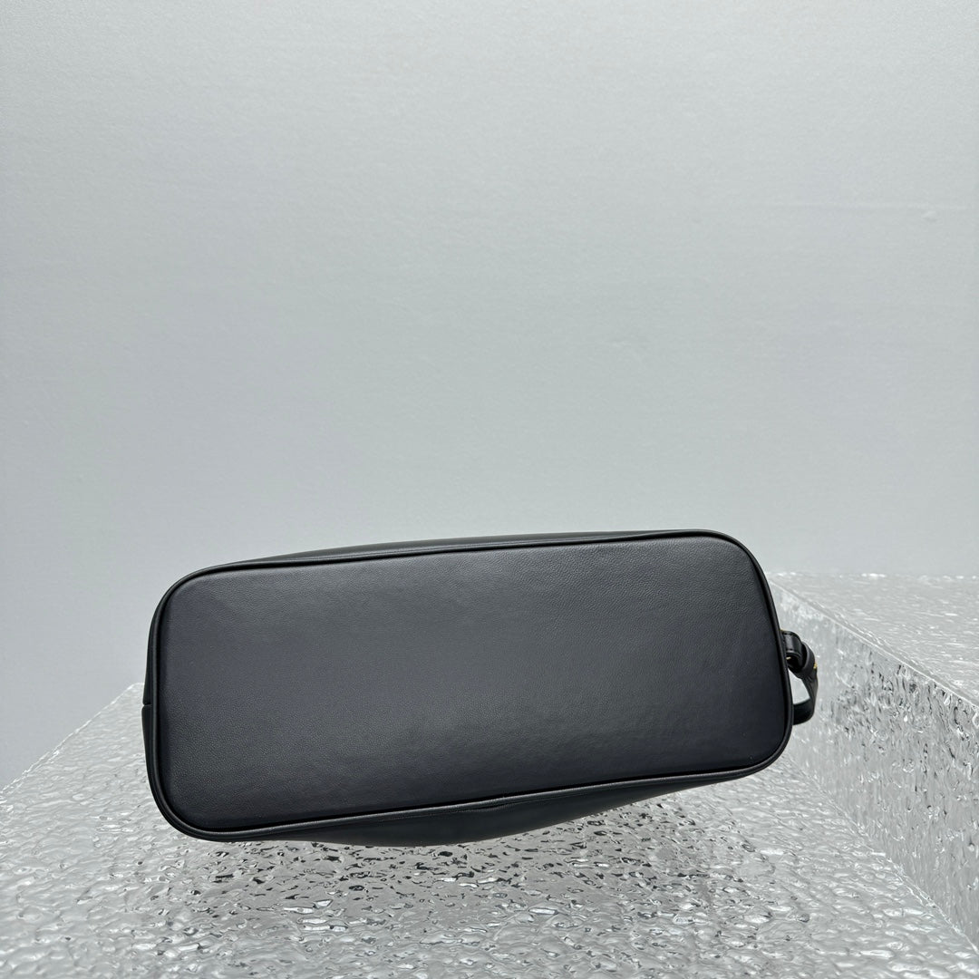 Bolso Calino Negro 22 cm