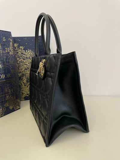 Bolso Book Tote negro 36 cm