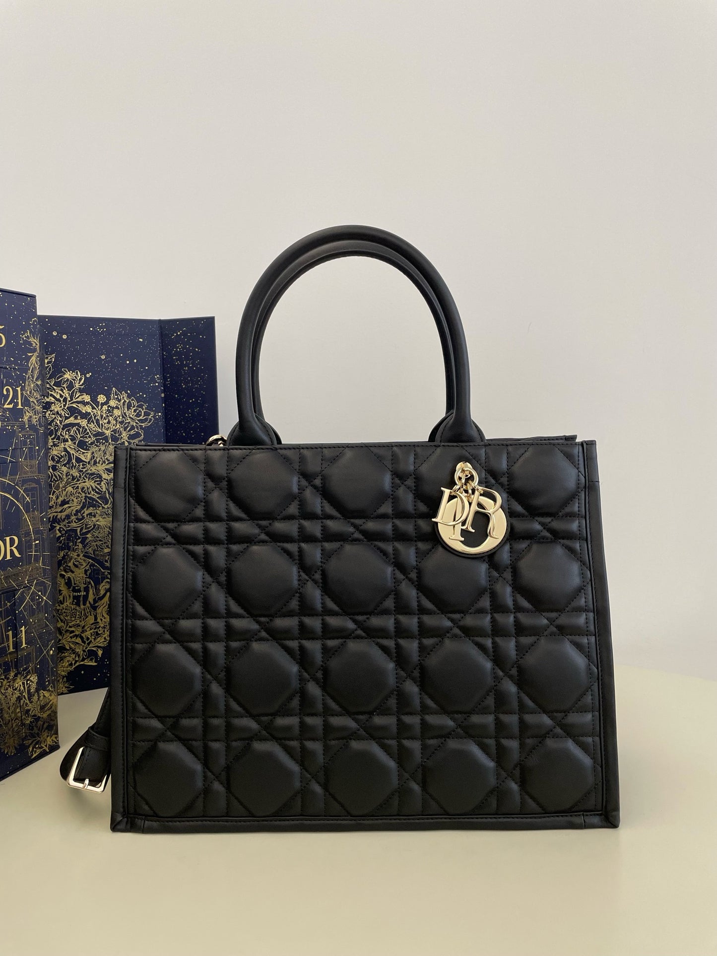 Bolso Book Tote negro 36 cm