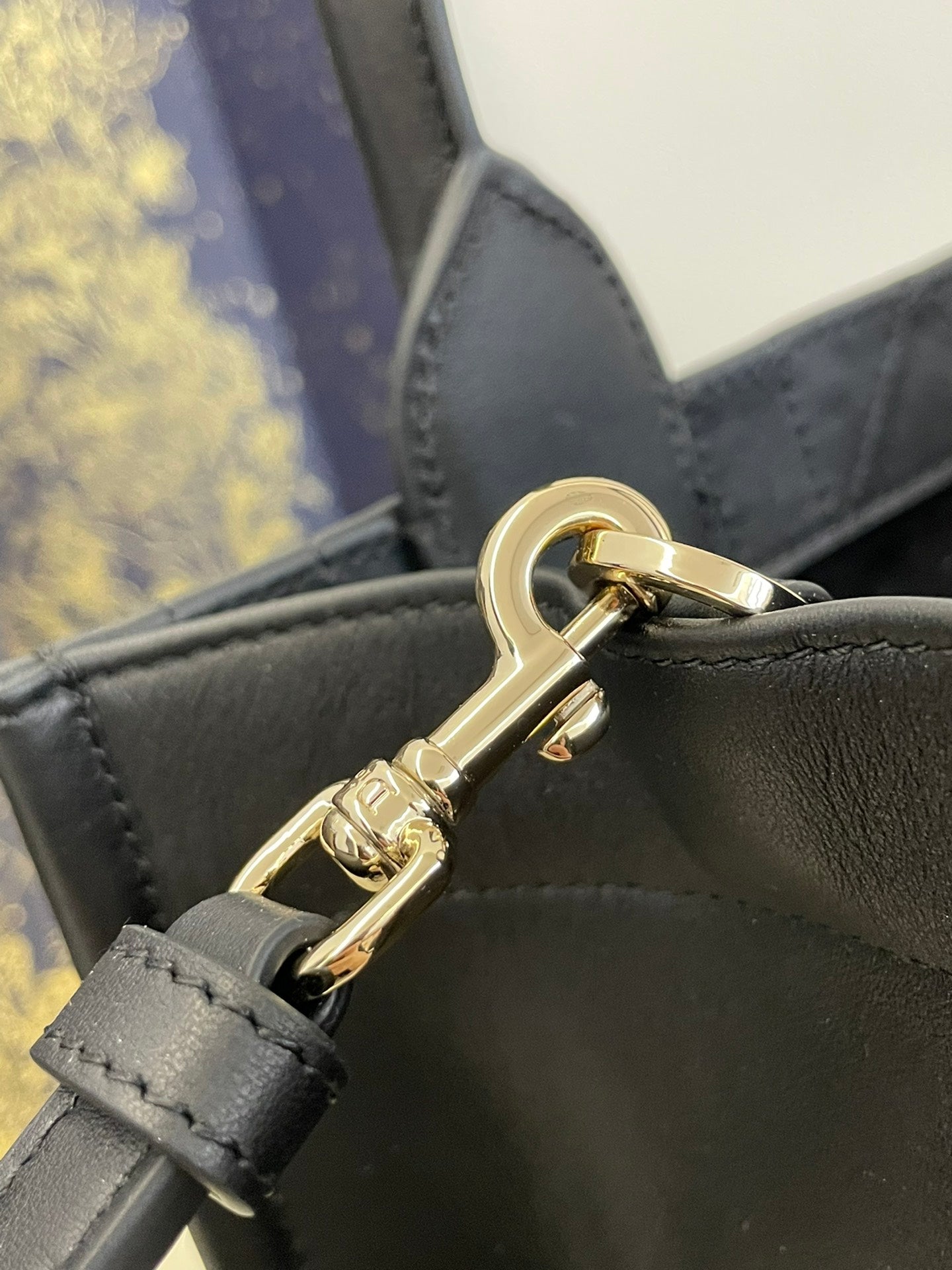Bolso Book Tote negro 26 cm