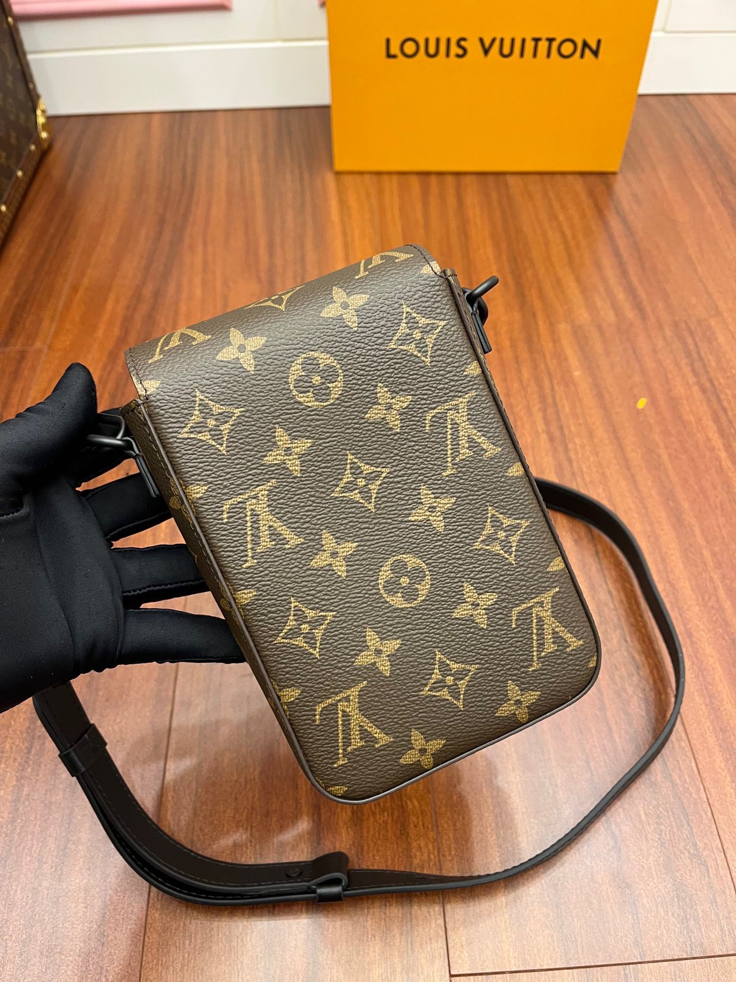Cartera marrón S-Lock Vertical
