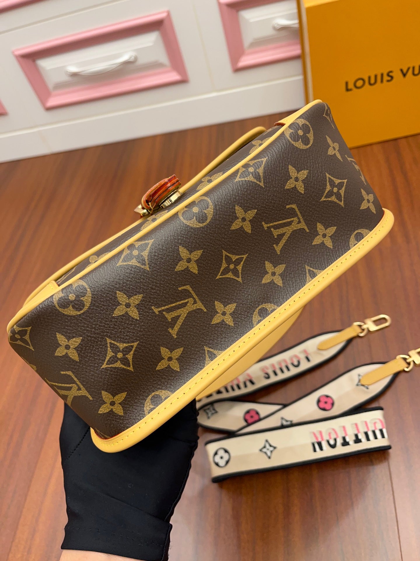 Bolso Satchel Diane