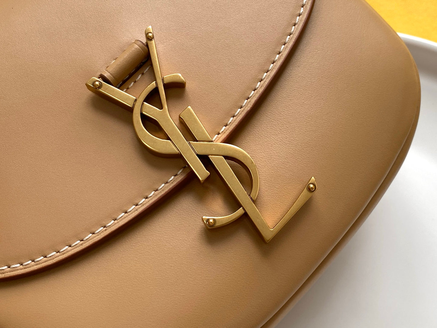 Bolso Kaia Beige