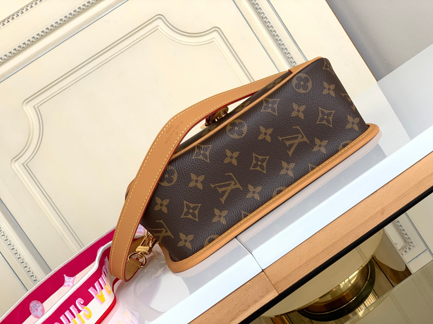 Bolso Satchel Diane Rosa Fucsia