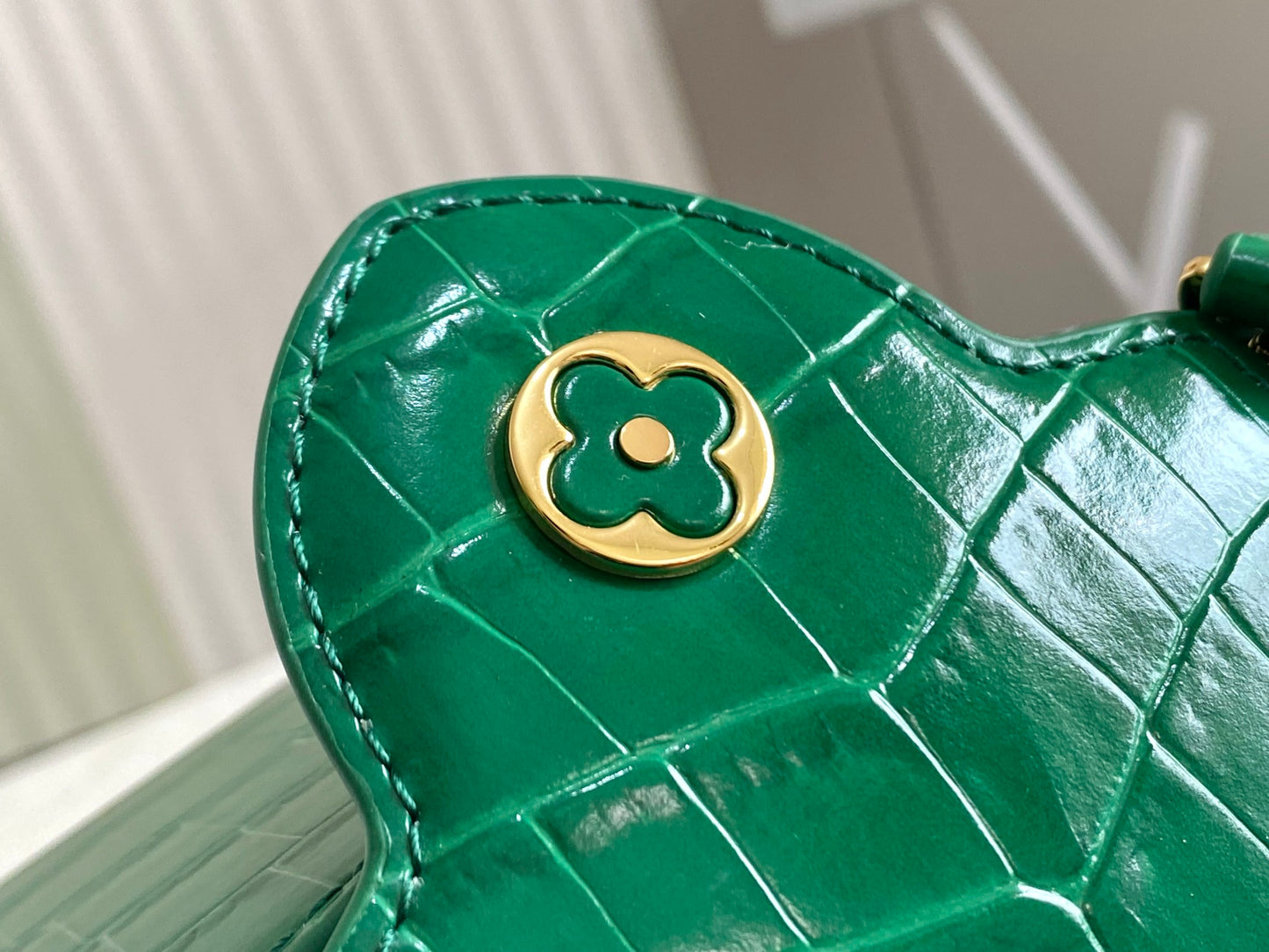 Bolso Capucines BB Cocodrilo Verde