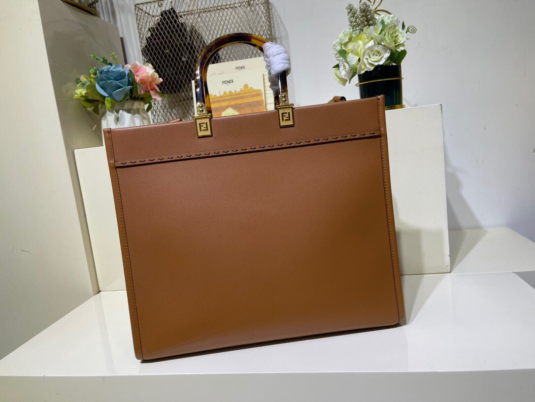 Fendi Sunshine Medium Marrón