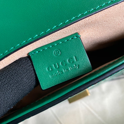 Minibolso GG Marmont con asa de cocodrilo Verde