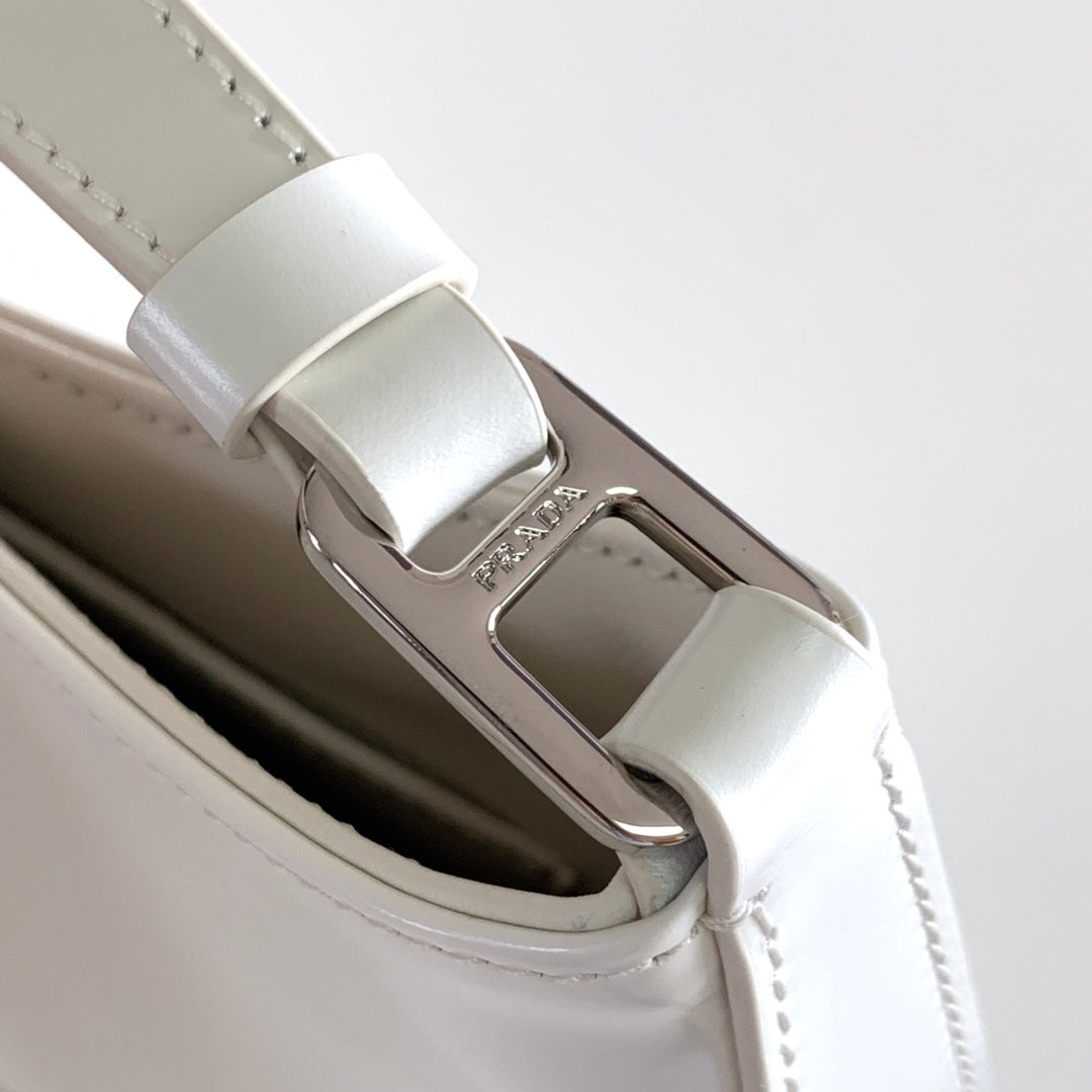 Bandolera de piel cepillada Prada Cleo Blanco