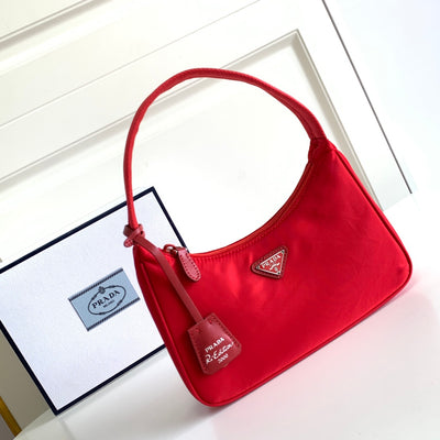 Minibolso de Re-Nylon Prada Re-Edition 2000 Rojo