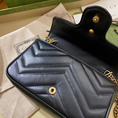 Microbolso GG Marmont  Negro 16 cm