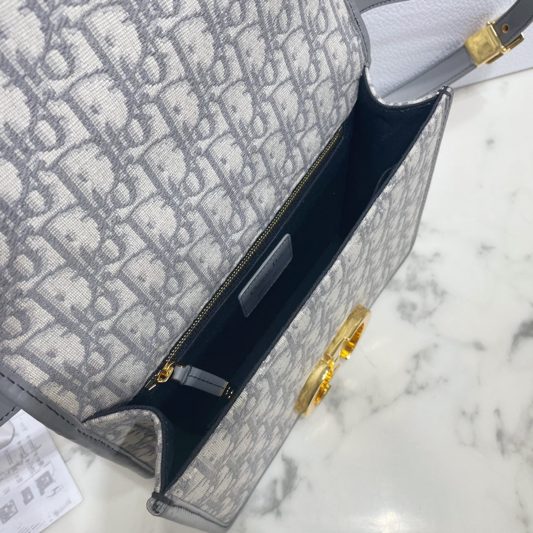 Bolso 30 Montaigne Gris 24 cm