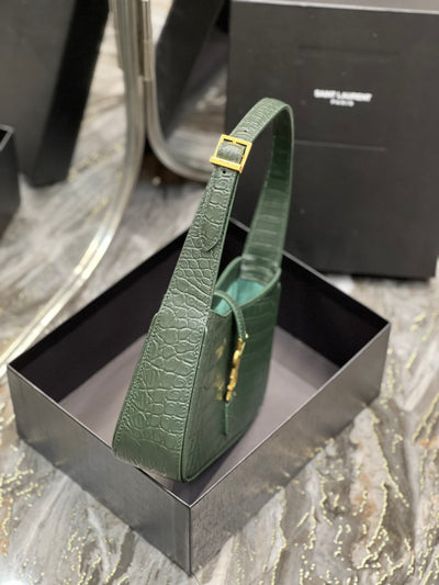 Bolso Hobo Le 5 a 7 Piel Cocodrilo Verde