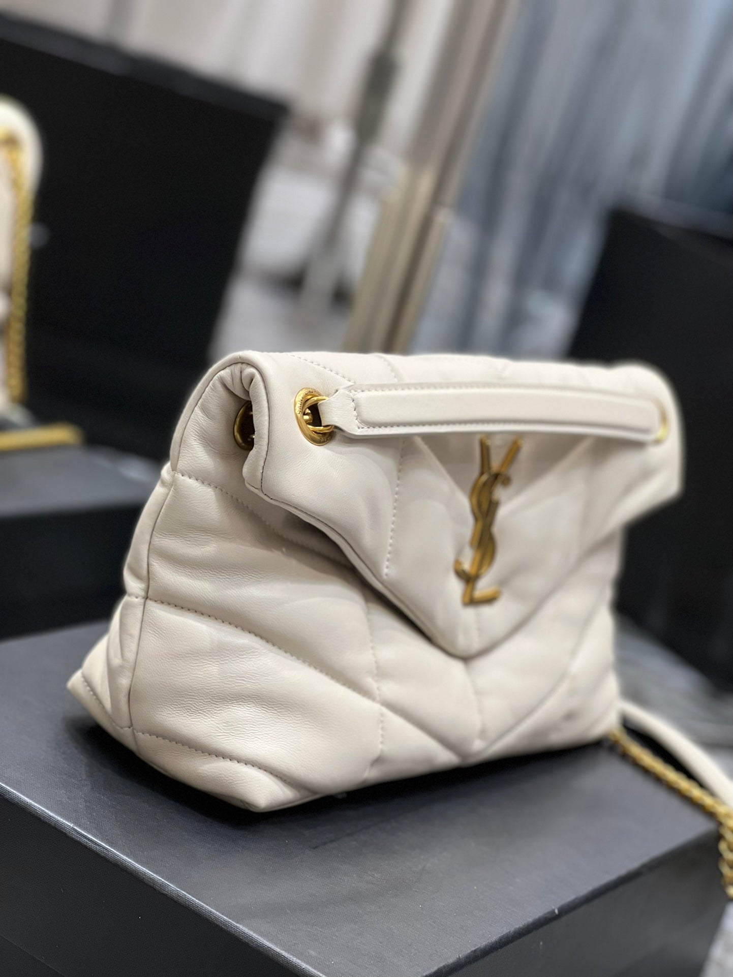 Bolso Puffer Blanco 35 cm