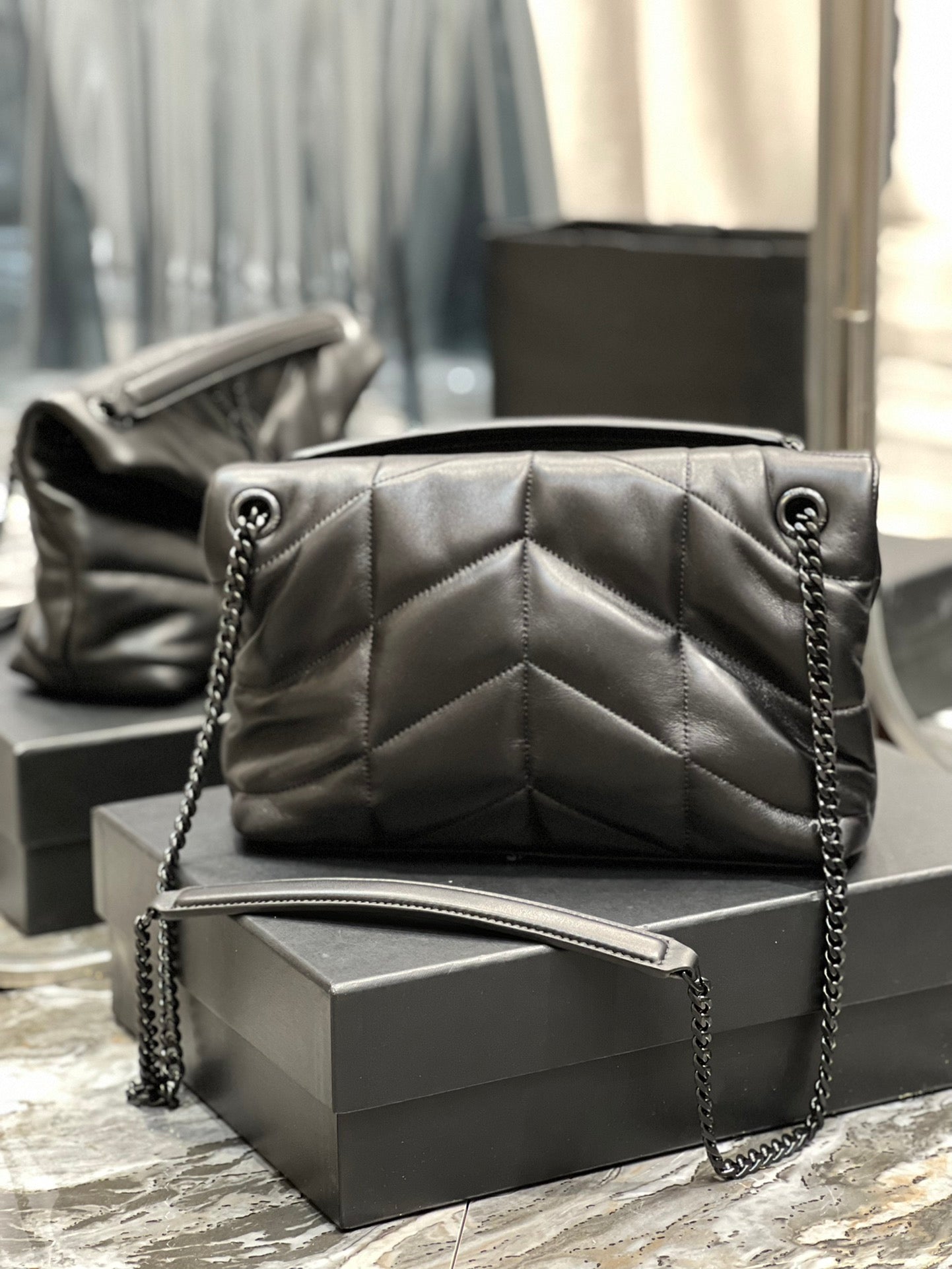Bolso Puffer Negro 35 cm