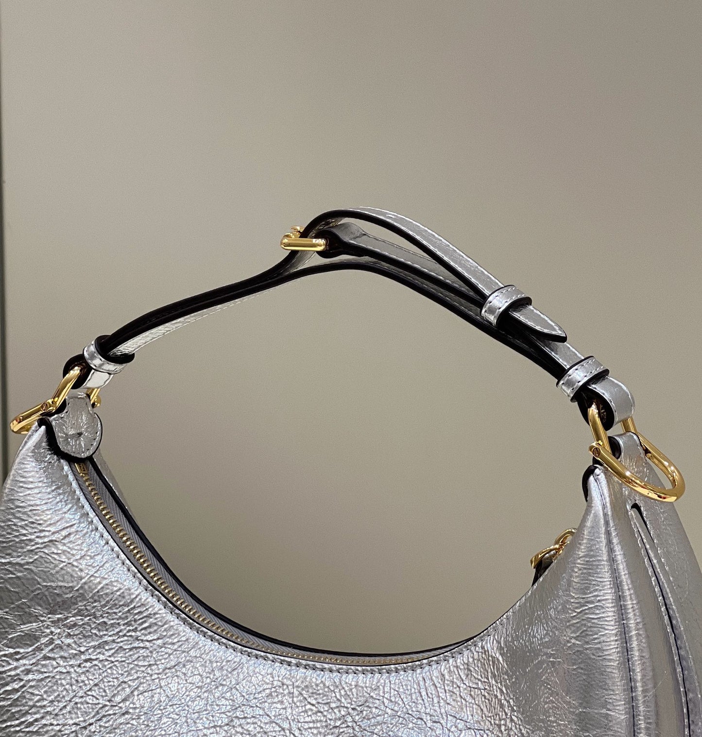 Bolso Fendigraphy Nano Plateado