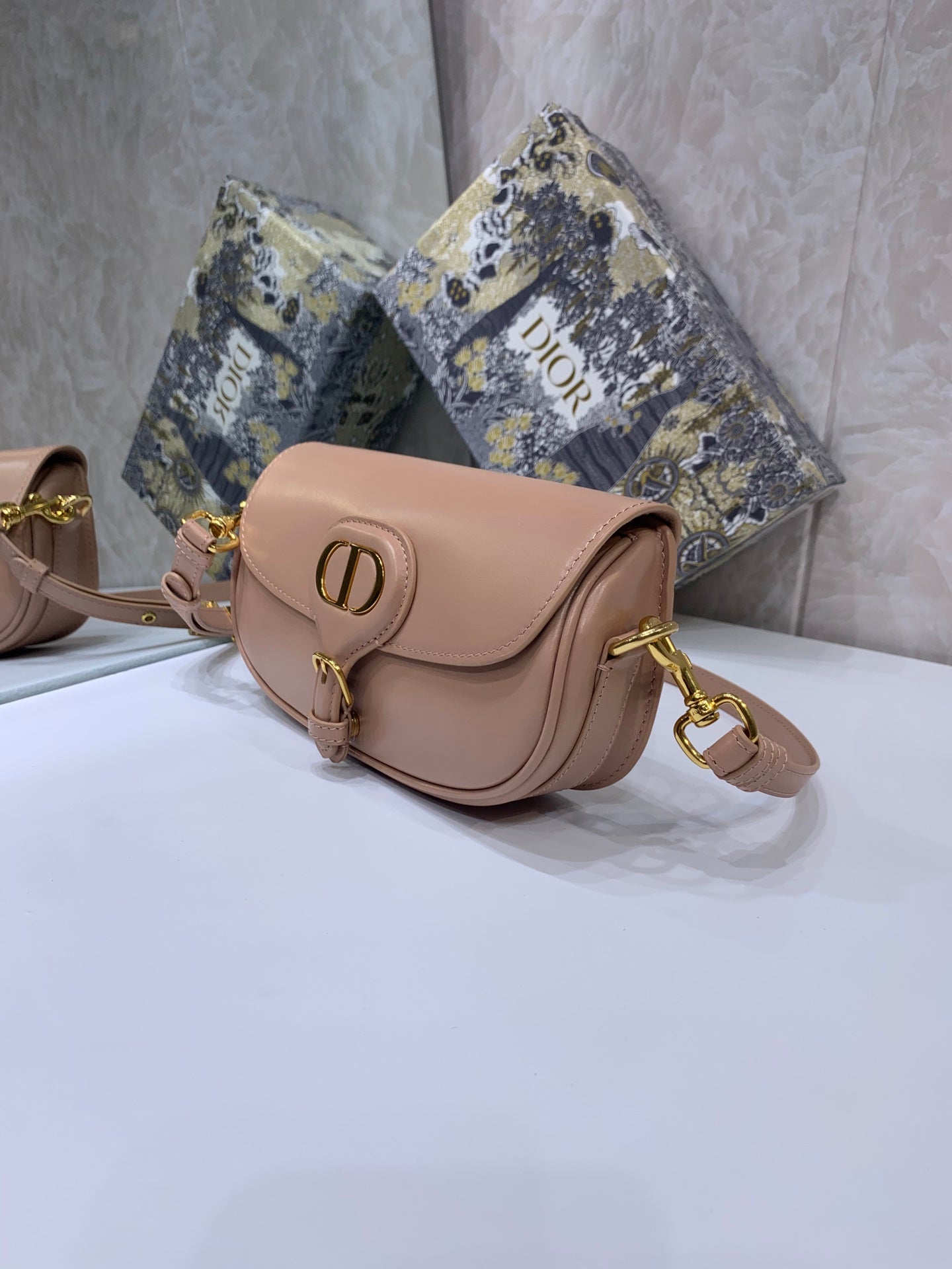 Bolso Bobby Eat-West Rose 21 cm