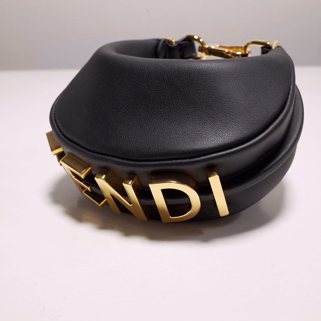 Bolso Fendigraphy Nano Negro