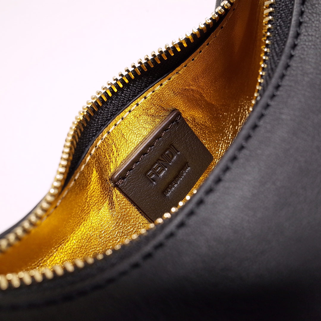 Bolso Fendigraphy Nano Negro