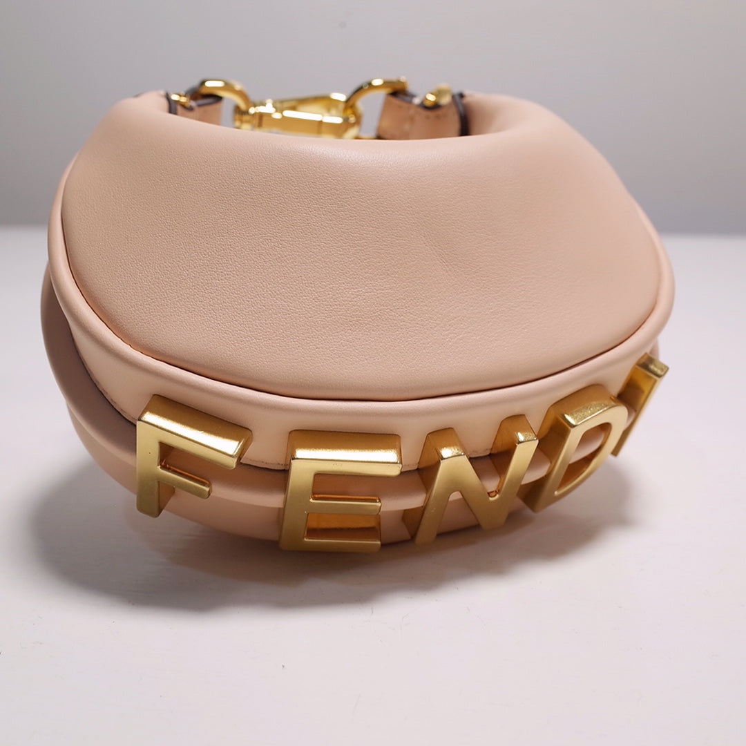 Bolso Fendigraphy Nano Rosa