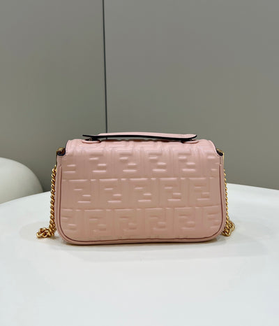 Bolso Baguette Chain Midi Rosa