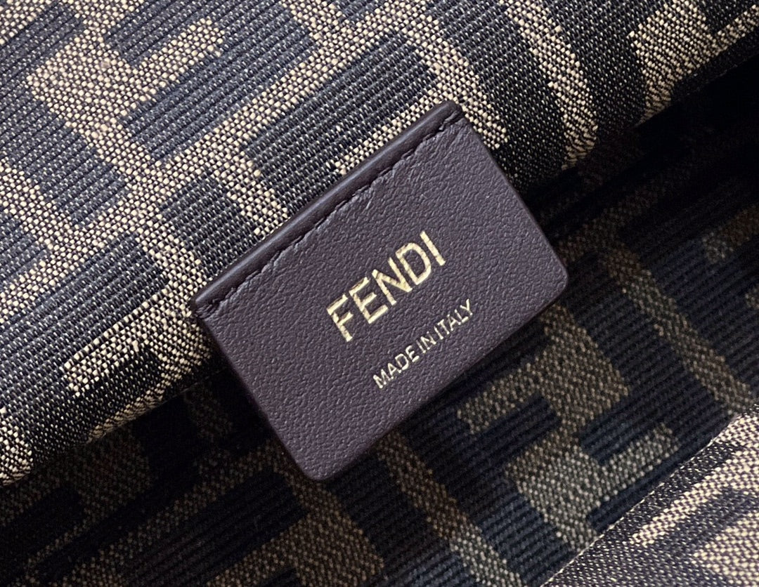 Fendi First Small Blanco