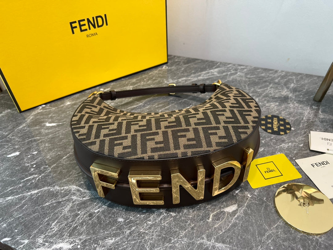 Bolso Fendigraphy Pequeño Marrón
