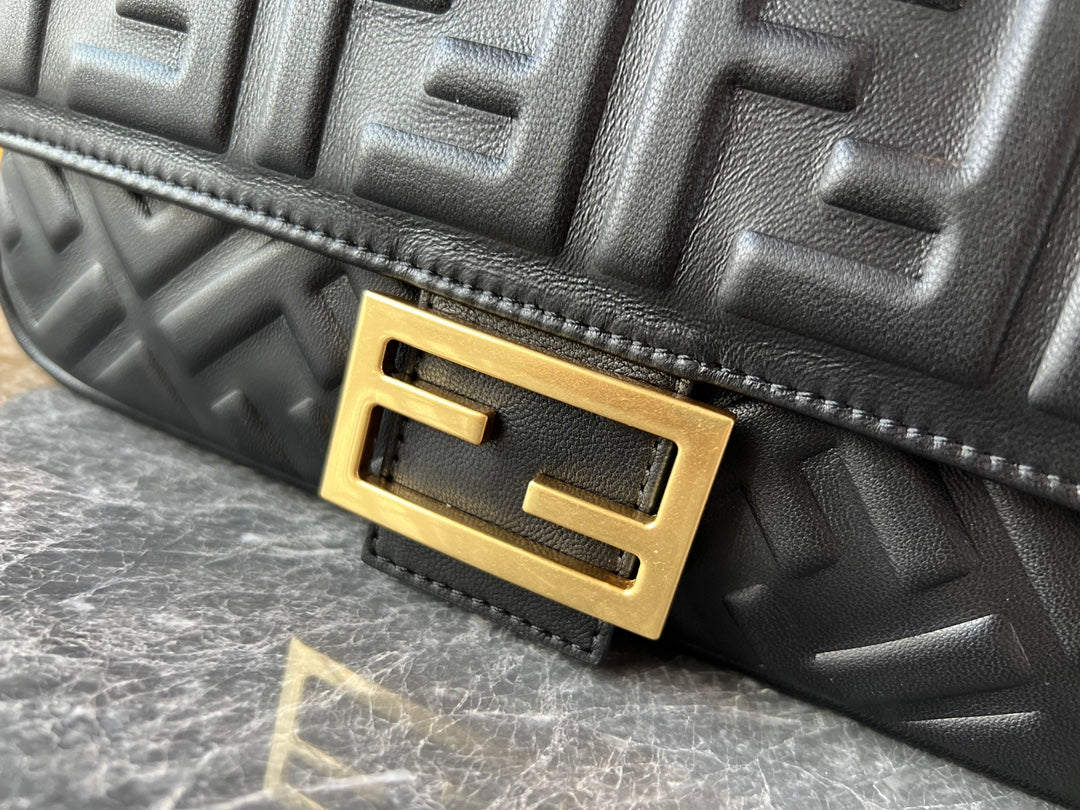 Bolso Baguette Negro 2