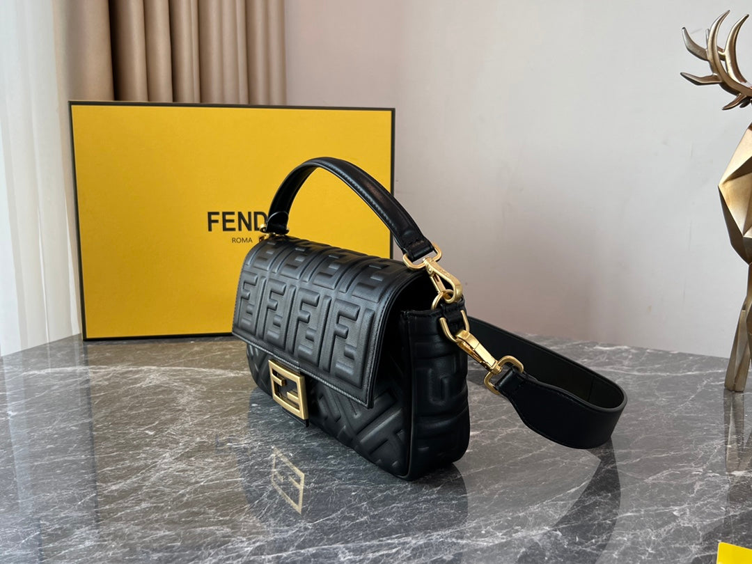 Bolso Baguette Negro 2