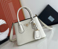 Minibolso Prada Double de piel Saffiano Blanco