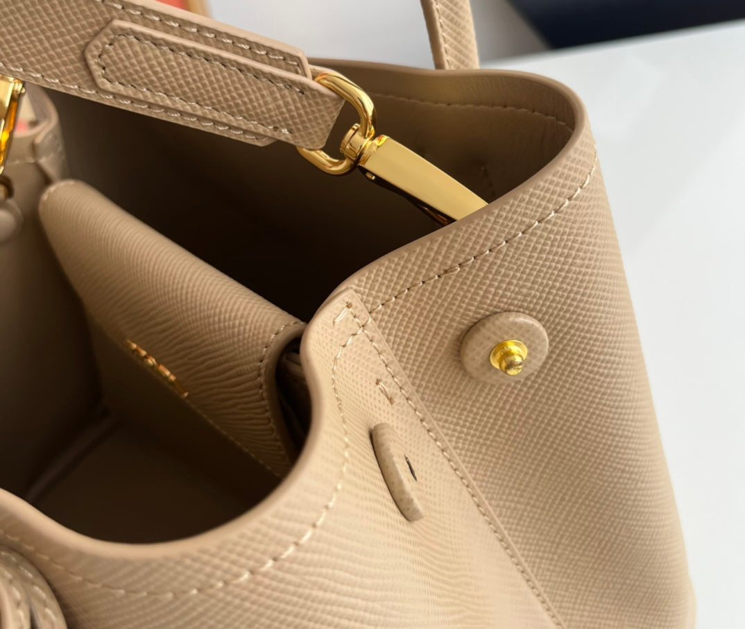 Bolso Double Saffiano Beige 25 cm