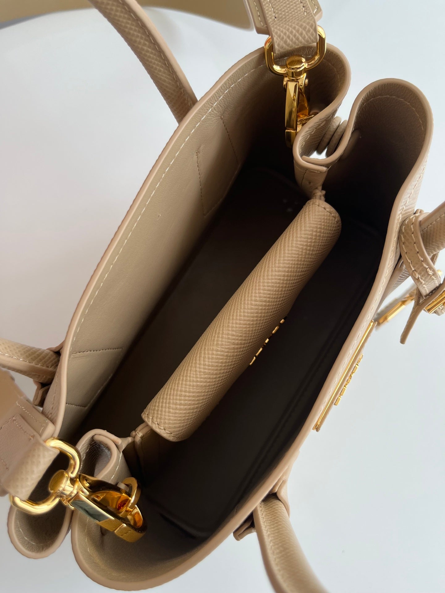 Bolso Double Saffiano Beige 25 cm