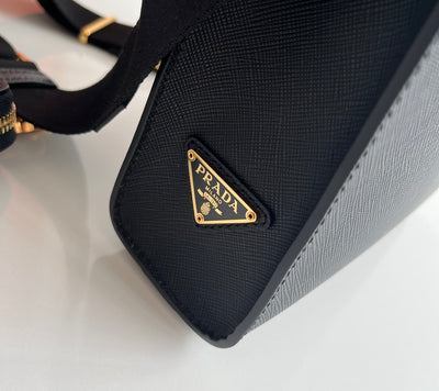 Bolso de mano pequeño en piel Saffiano Negro