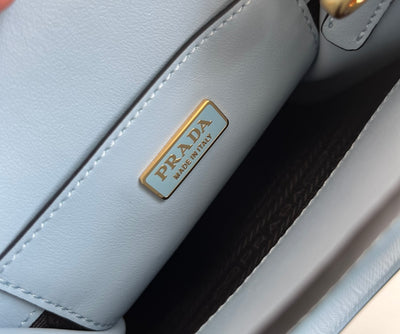 Bolso de mano pequeño en piel Saffiano Azul