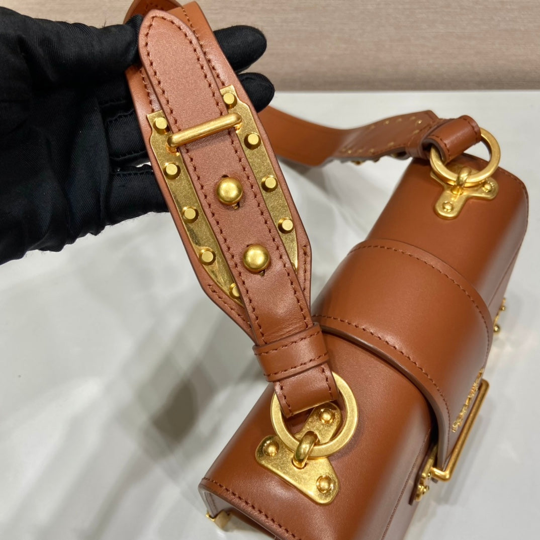 Bolso Prada Cahier de piel Marrón
