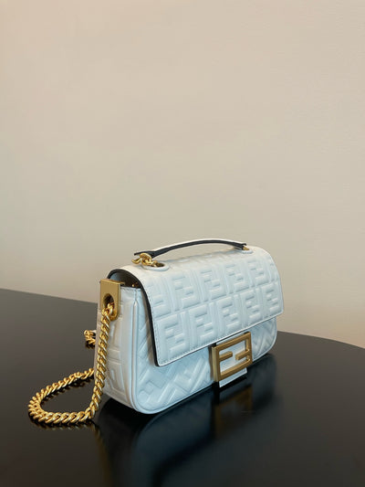 Bolso Baguette Chain Midi Blanco