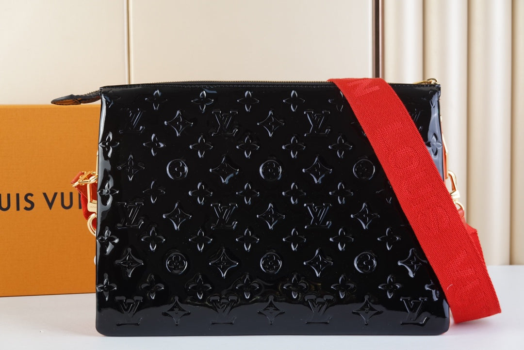 Bolso Coussin MM Negro/Rojo