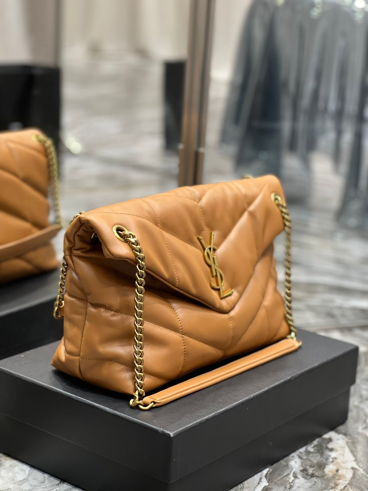 Bolso Puffer Cinnamon 35 cm