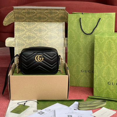 Minibolso GG Marmont de Matelassé Negro