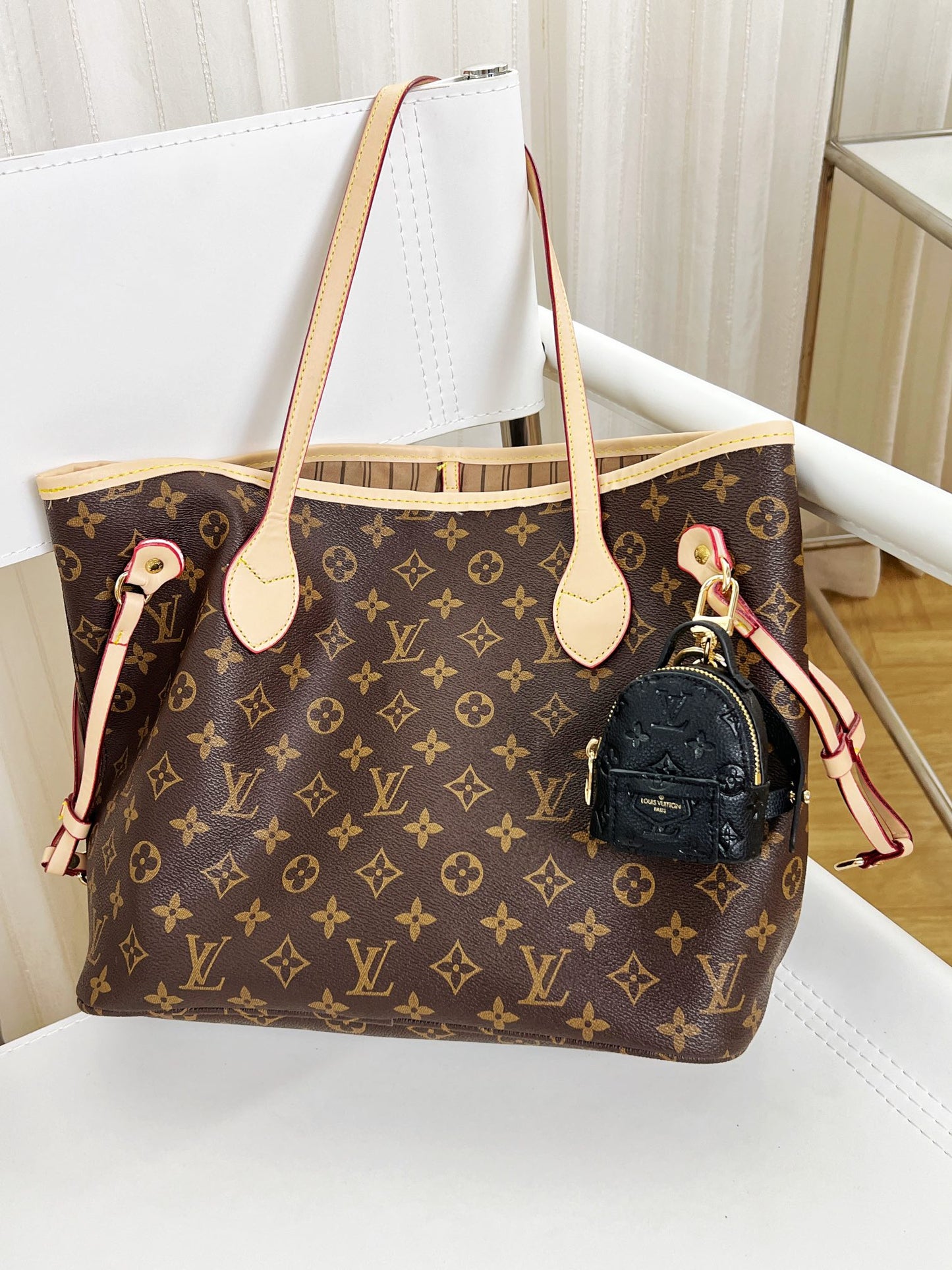 Accesorio Llavero Mochila Black