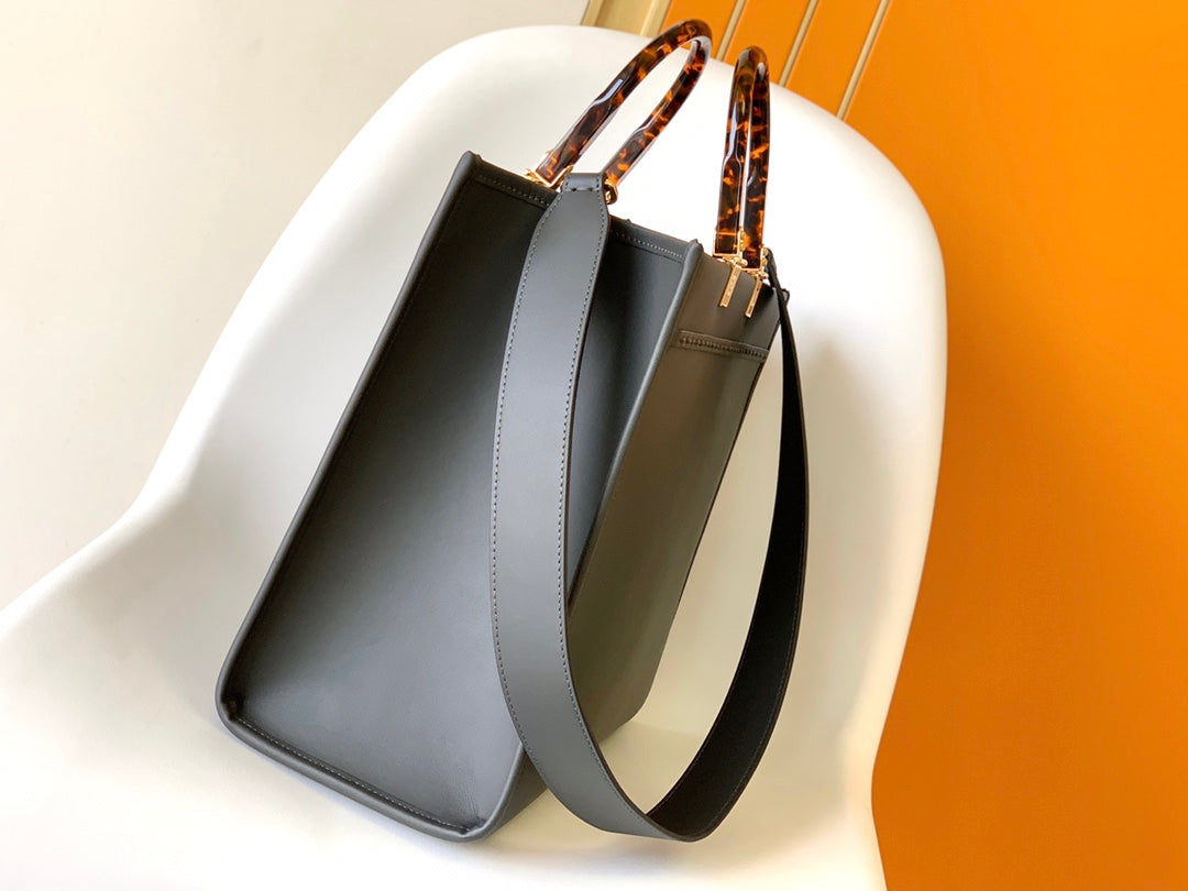 Fendi Sunshine Medium Gris Oscuro