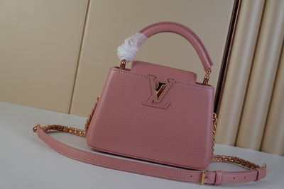 Bolso Capucines BB Rosa