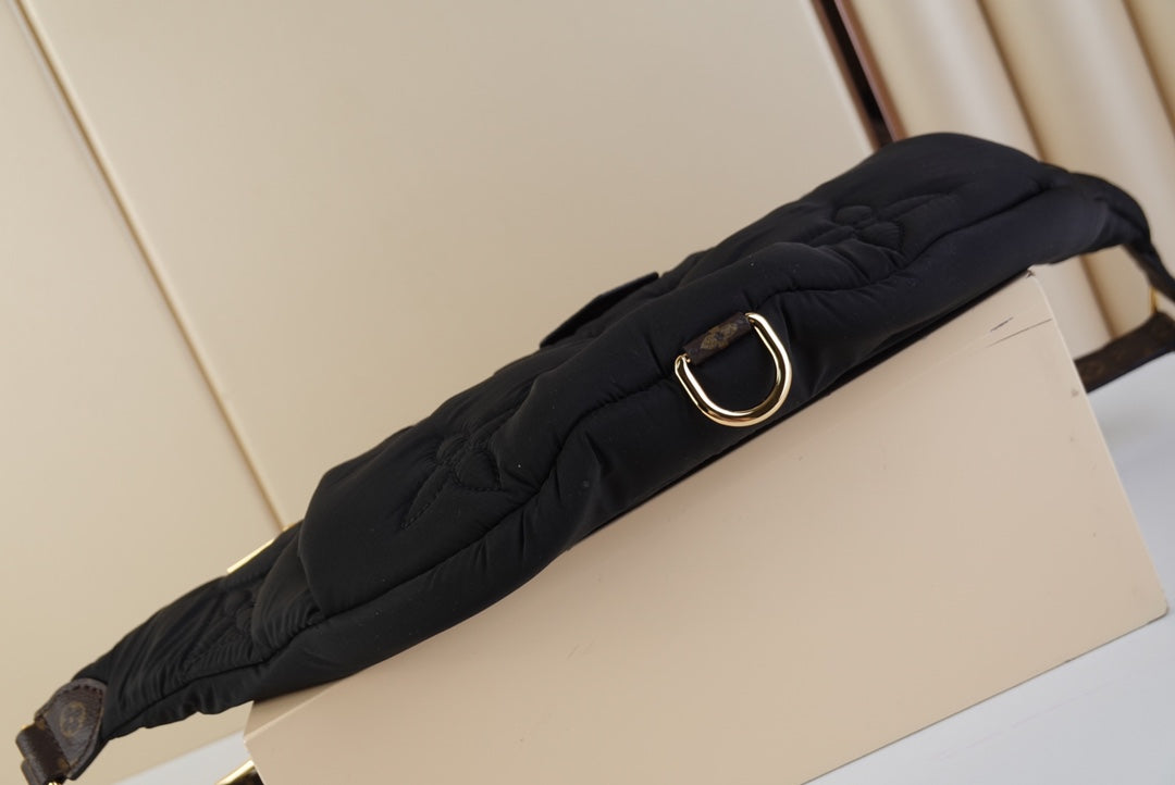 Riñonera Black LV Pillow Maxi