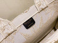 Bolso Dior Book Tote Mediano Rêve d'Infini Blanco/ Dorado