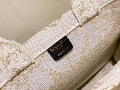 Bolso Dior Book Tote Mediano Rêve d'Infini Blanco/ Dorado